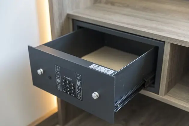 Çift ​​kişilik Business