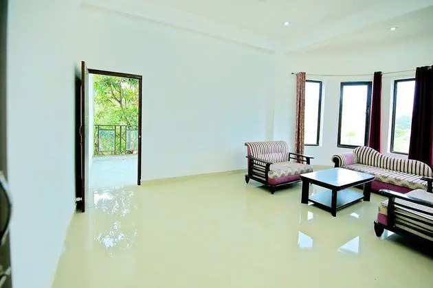 Lake View Suite Room