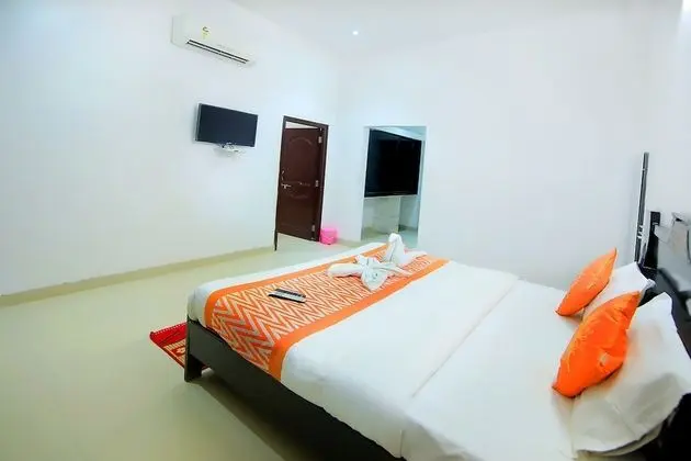 Lake View Suite Room