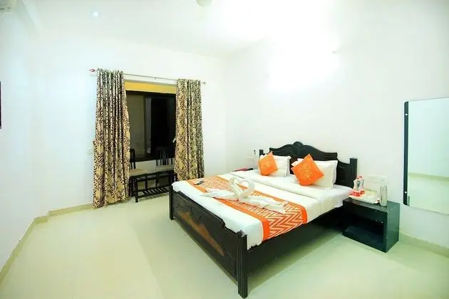Lake View Suite Room