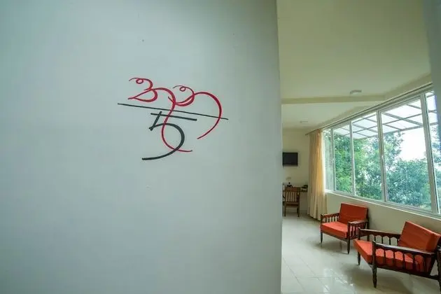 Deluxe Üç Kişilik Oda, Dağ Manzaralı, Havuz Kenarı