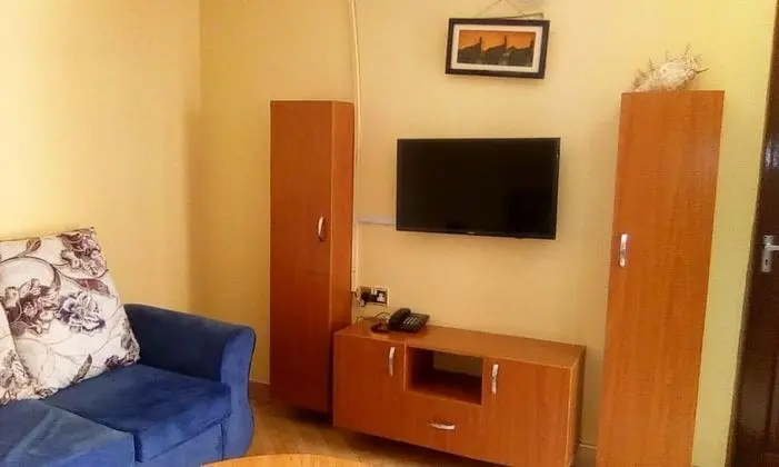 Tek Büyük Yataklı Oda