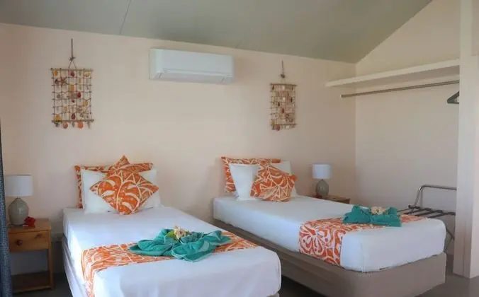 Deluxe Bungalov, Denize Sıfır