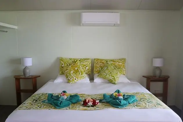 Deluxe Bungalov, Denize Sıfır