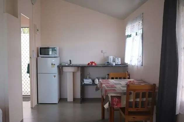 Deluxe Bungalov, Denize Sıfır