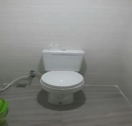 Ortak Ranzalı Oda, 1 Tek Kişilik Yatak