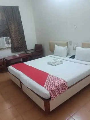 Basic Tek Büyük Yataklı Oda