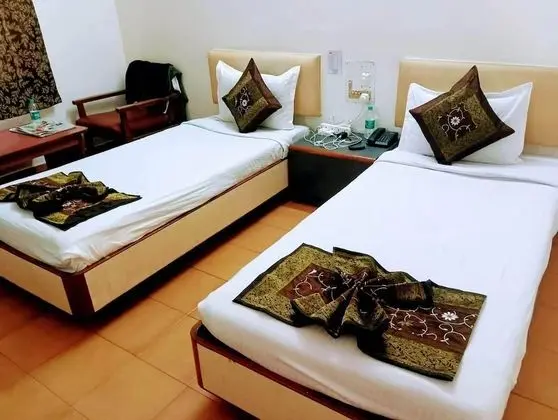 Büyük Yataklı Tek Kişilik Oda