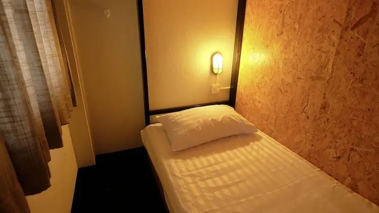 Female Dormitory with Shared Bathroom