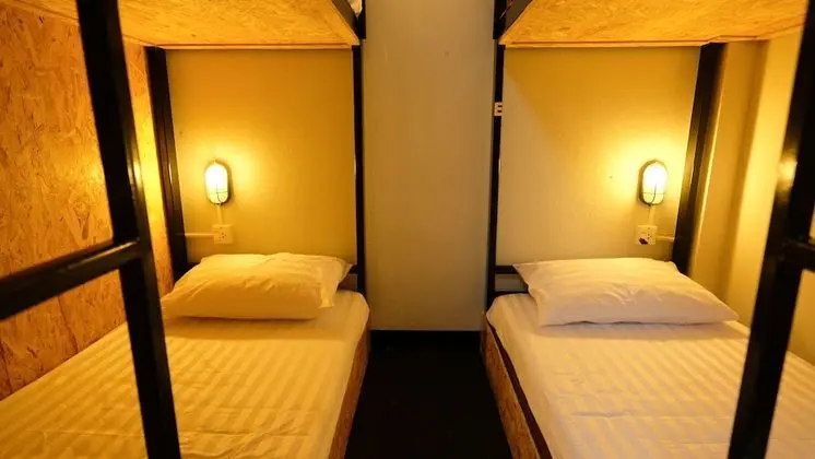 Male Dormitory with Shared Bathroom