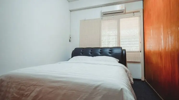 Standard Room with Shared Bathroom
