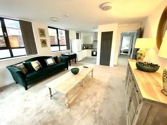 Executive Apart Daire (The Burlington Suite)