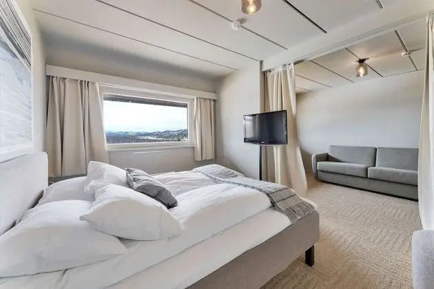 Junior Süit, 1 Büyük (Queen) Boy Yatak ve Çekyat, Sigara İçilmez, Deniz Manzaralı (with Sofabed)