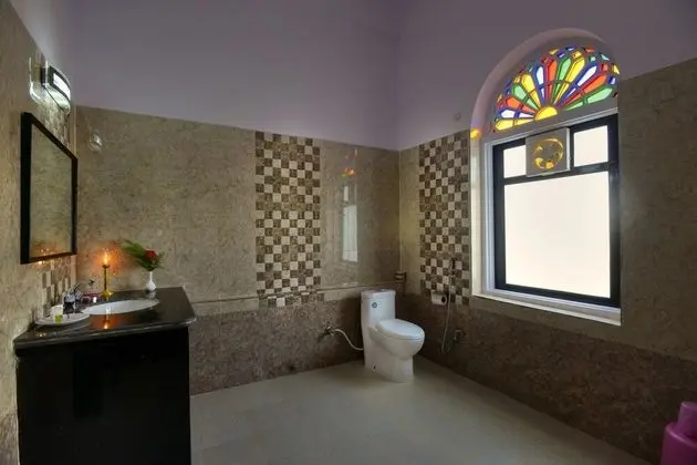 Deluxe Tek Büyük veya İki Ayrı Yataklı Oda, 1 Yatak Odası, Buzdolabı, Bahçe Manzaralı