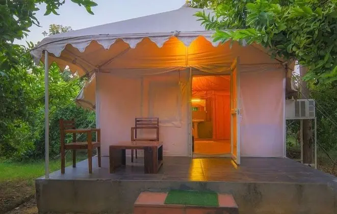 Deluxe Tent