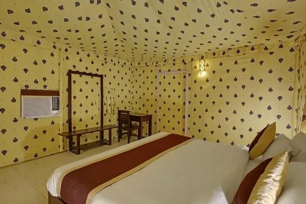 Deluxe Tent