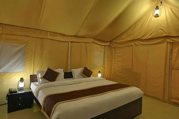 Deluxe Tent