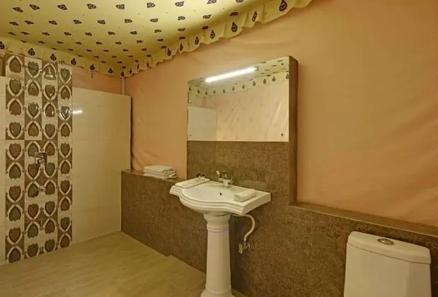Deluxe Tent