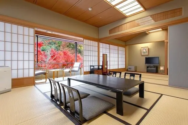 Traditional Oda (Japanese Style)