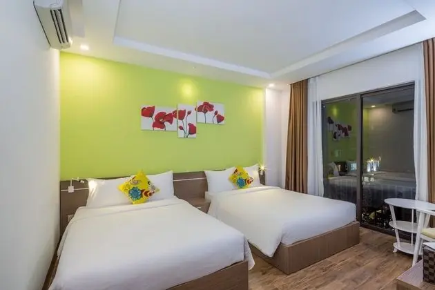Deluxe Tek Büyük Yataklı Oda, 2 Çift Kişilik Yatak, Banyolu/Duşlu
