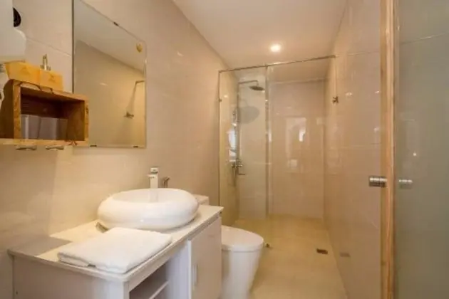 Deluxe Tek Büyük Yataklı Oda, 2 Çift Kişilik Yatak, Banyolu/Duşlu