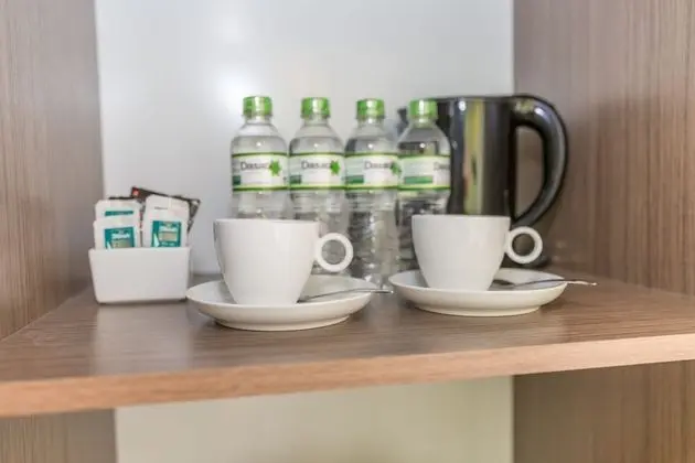Deluxe Tek Büyük Yataklı Oda, 2 Çift Kişilik Yatak, Banyolu/Duşlu