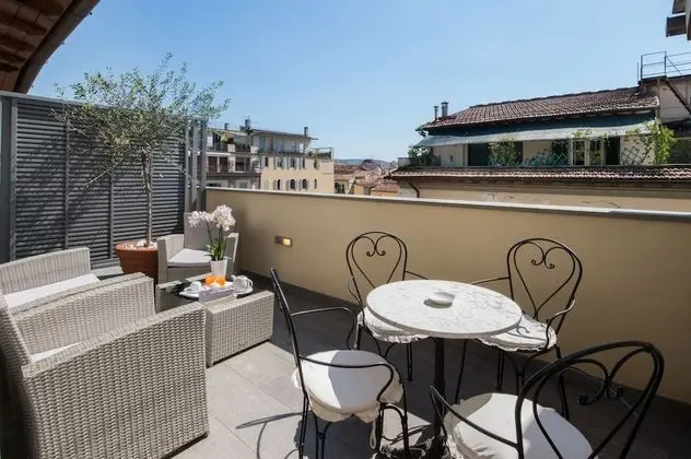 Büyük Yataklı Tek Kişilik Oda, Teras, Şehir Manzaralı