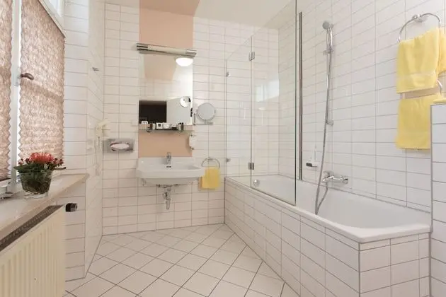 Comfort Tek Büyük Yataklı Oda