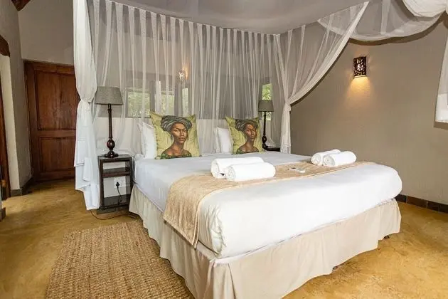 Private Deluxe Lodge