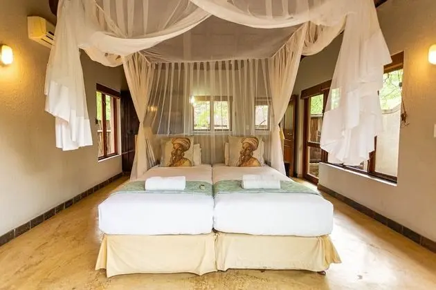 Private Deluxe Lodge