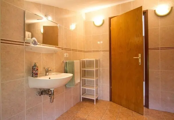 Apart Daire (Rar - with nice garden - Ana (6+2))