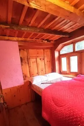 Basic Tek Büyük Yataklı Oda, Sigara İçilmez, Tepe Manzaralı