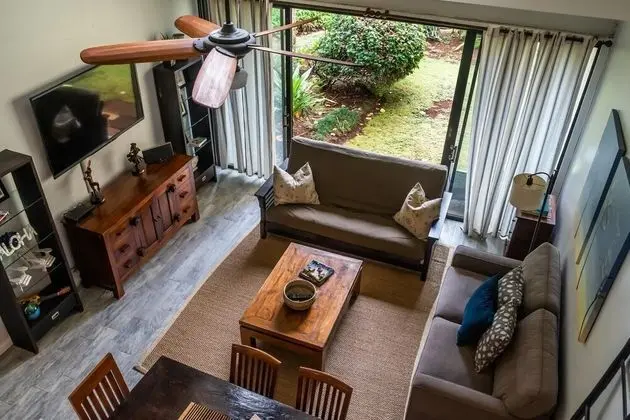 Daire (Rare 2 Bedroom + Loft Townhouse on th)