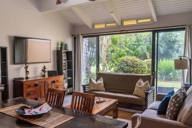Daire (Rare 2 Bedroom + Loft Townhouse on th)