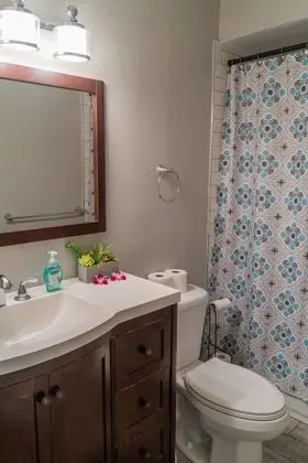 Daire (Rare 2 Bedroom + Loft Townhouse on th)