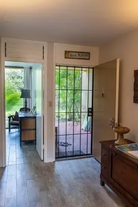 Daire (Rare 2 Bedroom + Loft Townhouse on th)