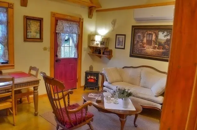 Romantic Kır Evi, 2 Yatak Odası, Bahçe Manzaralı (Aschenputtel Cottage)