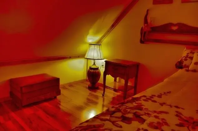 Romantic Kır Evi, Bahçe Manzaralı (Schneewittchen Cottage)