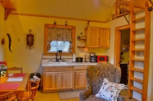 Romantic Kır Evi, Bahçe Manzaralı (Schneewittchen Cottage)