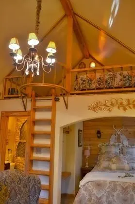 Romantic Kır Evi, Bahçe Manzaralı (Schneewittchen Cottage)