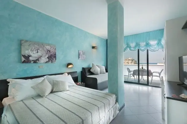 Superior Tek Büyük veya İki Ayrı Yataklı Oda, Teras