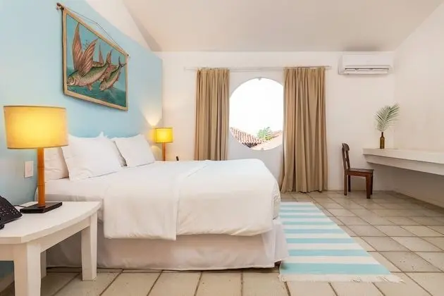 Quarto Standard anexo ao Predio a Frente (Atravessar a rua para acesso dependencias e cafe da manha)