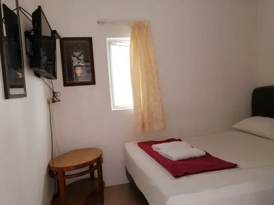Basic Tek Büyük Yataklı Oda, 1 Büyük (Queen) Boy Yatak
