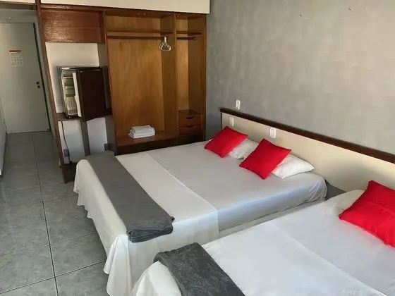 Standard Üç Kişilik Oda, Bahçe Manzaralı