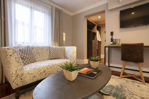 Luxury Tek Büyük Yataklı Oda, Bahçe Manzaralı