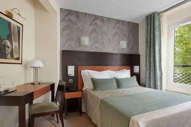 Comfort Tek Büyük Yataklı Oda