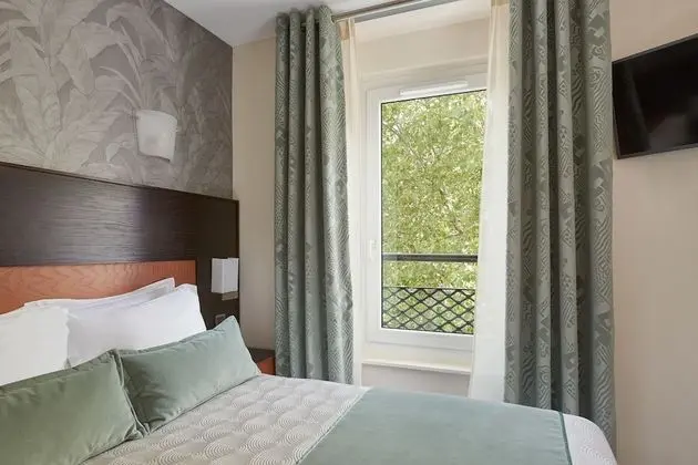Comfort Tek Büyük Yataklı Oda