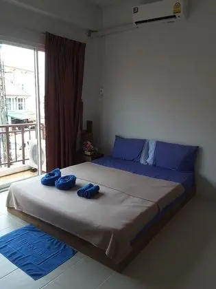 Budget Double Room with Shared Bathroom