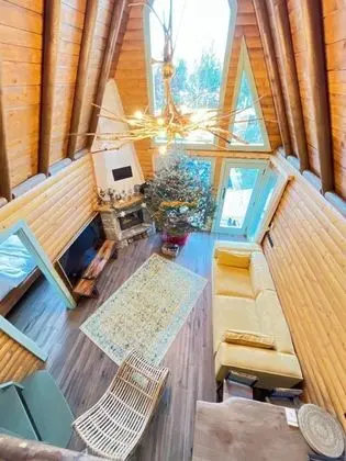 Jakuzili Şömineli Bungalow, Isıtmalı Özel Havuzlu