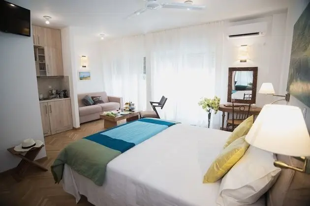 Apart Daire, Balkon (Alia)